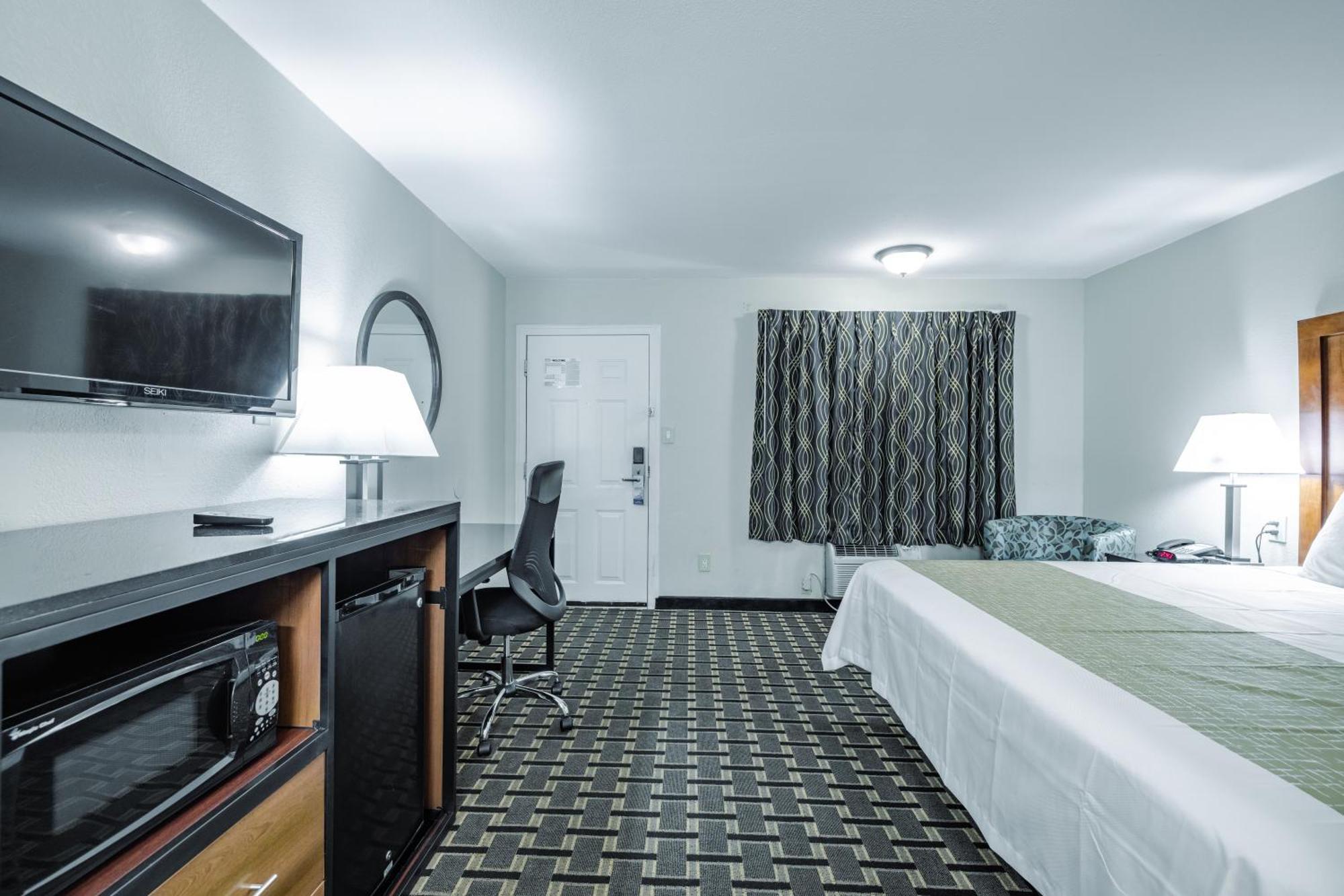 Travelodge By Wyndham Jackson I-40 Exit 82 Экстерьер фото