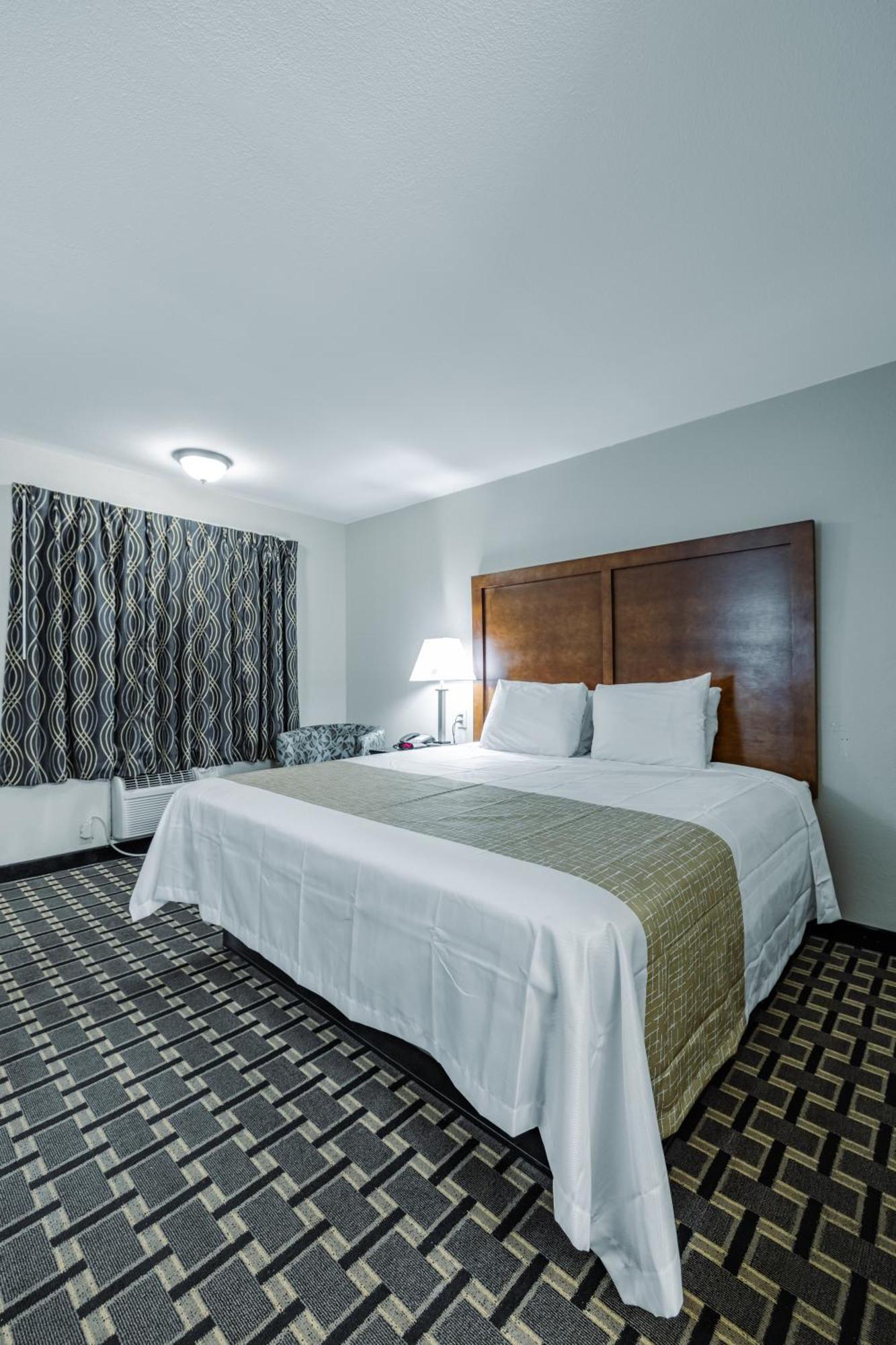 Travelodge By Wyndham Jackson I-40 Exit 82 Экстерьер фото